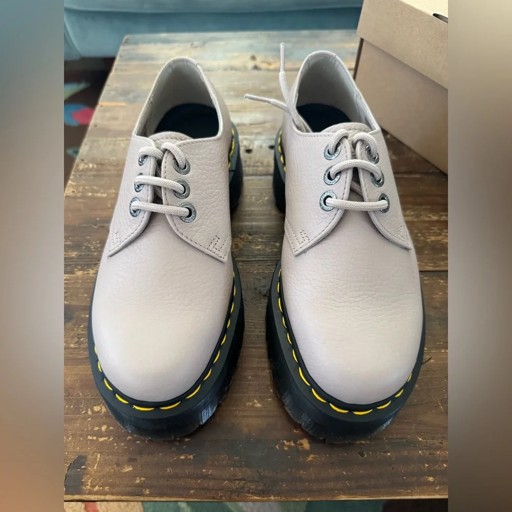NEW! Dr. Martens Quad II Platform Derby in Vintage Taupe